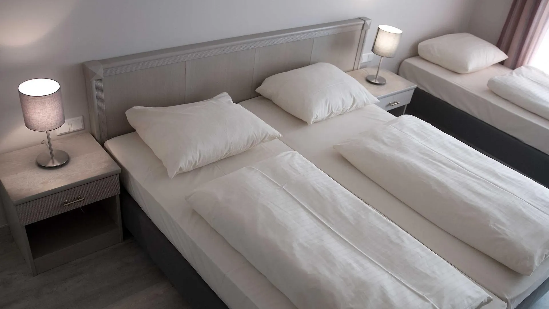 Hotel Deutsches Theater Munich 3*,  Germany
